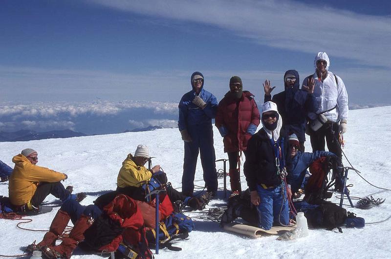 1988-005 Mt Baker w Basic Class Jun 1988 Summit.jpg